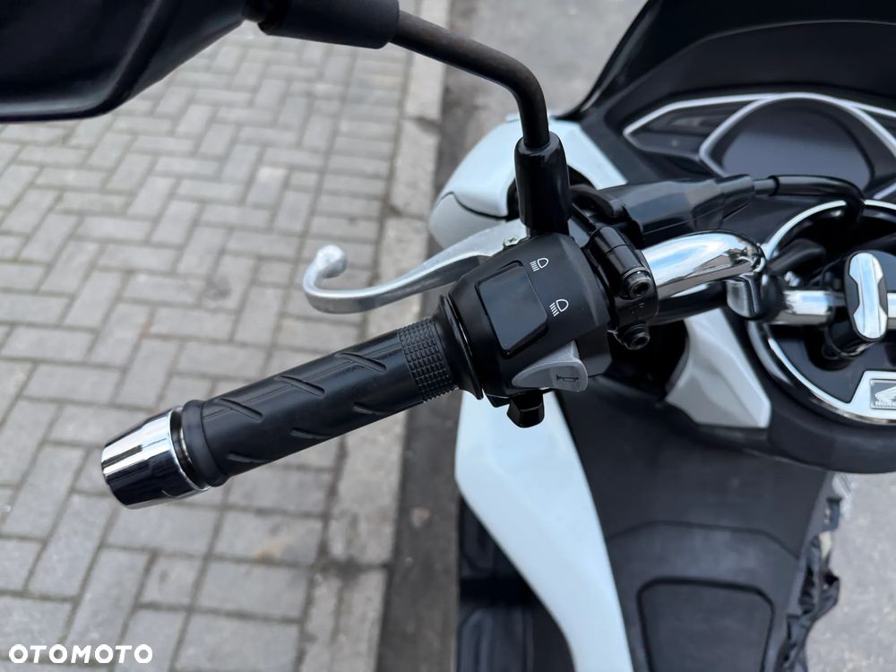 Honda PCX - 11