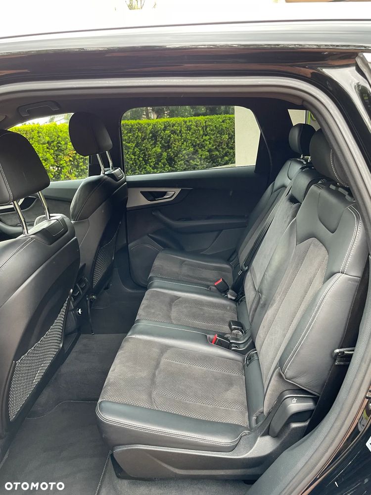 Audi Q7 - 6