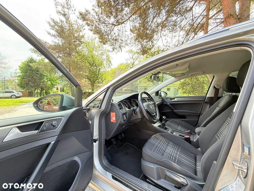 Volkswagen Golf 1.6 TDI BlueMotion Technology Lounge - 14