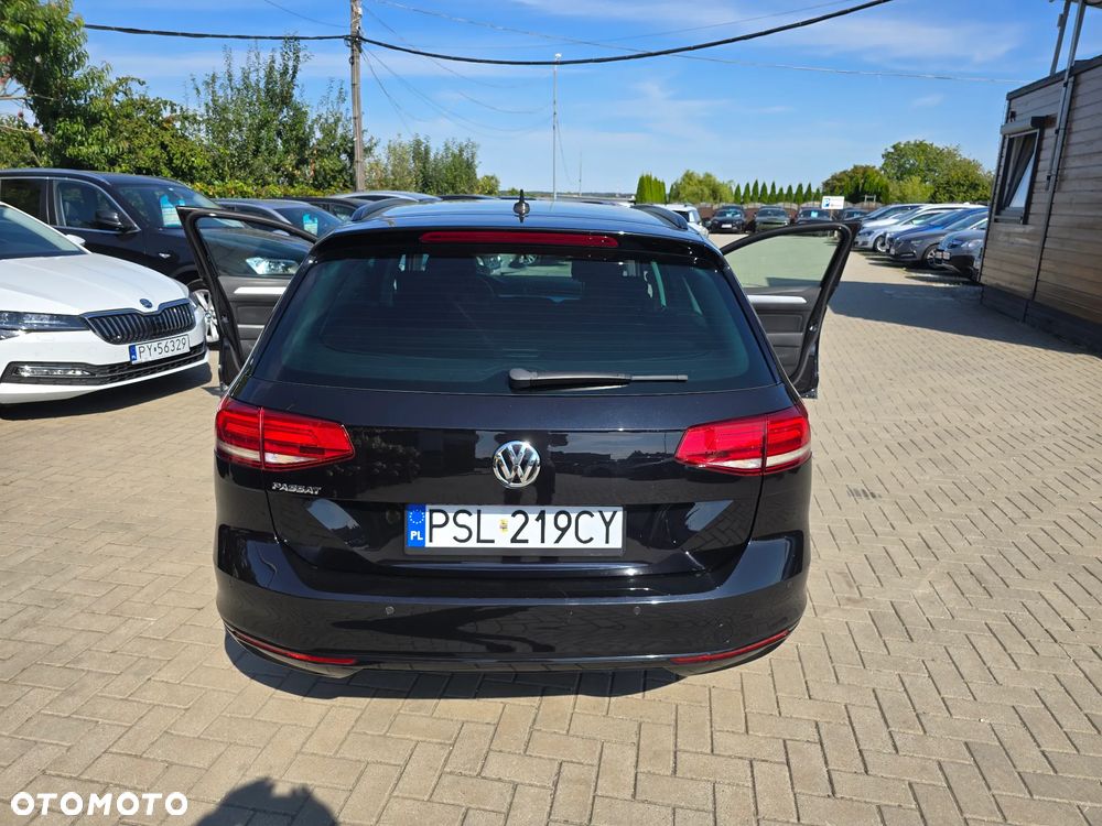 Volkswagen Passat - 24