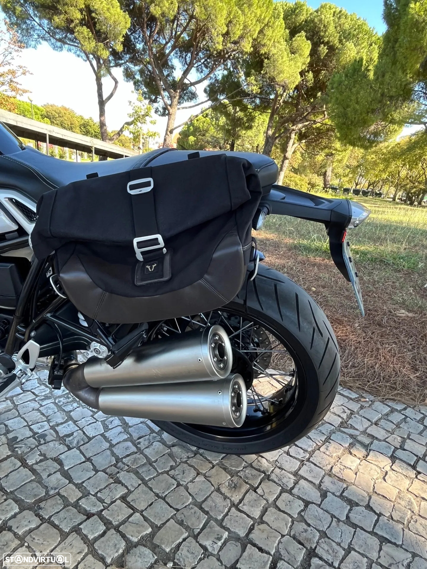 BMW R nineT - 4