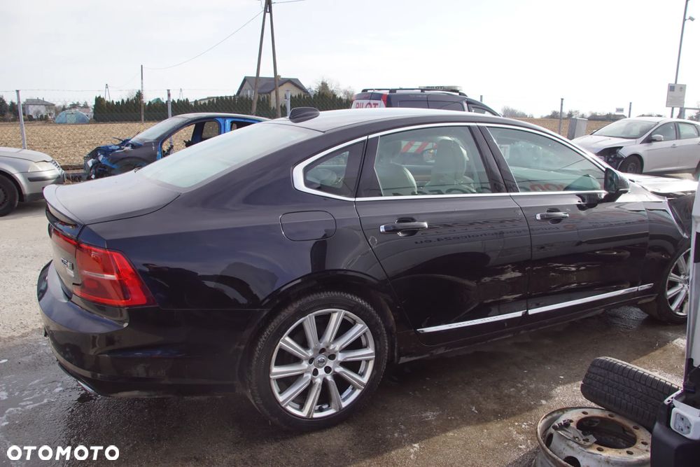Auto na części - Volvo S90 II 2.0 D5 D4204T23 TG-81SC 717 2018R Silnik Skrzynia Drzwi Błotnik Klapa Zderzak Lusterko Klamka Szyba Lampa Deska Kokpit Sterownik Moduł Czujnik Licznik Wyświetlacz Panel Kierownica - 7