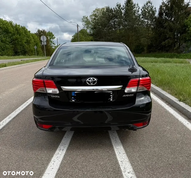 Toyota Avensis 1.6 Active - 2