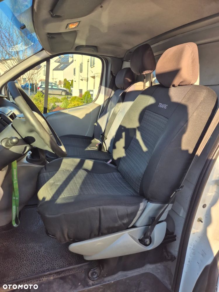 Renault Trafic - 8