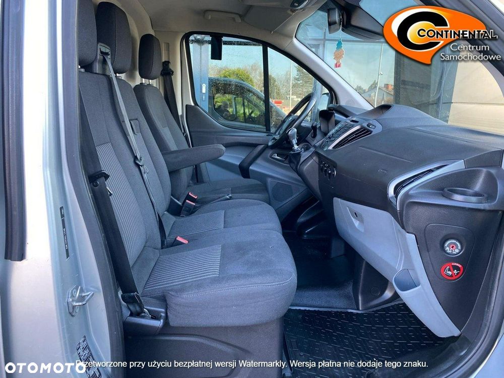 Ford Transit Custom - 10
