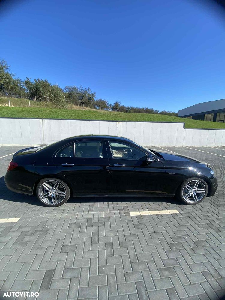 Mercedes-Benz E 43 AMG 4Matic 9G-TRONIC - 6