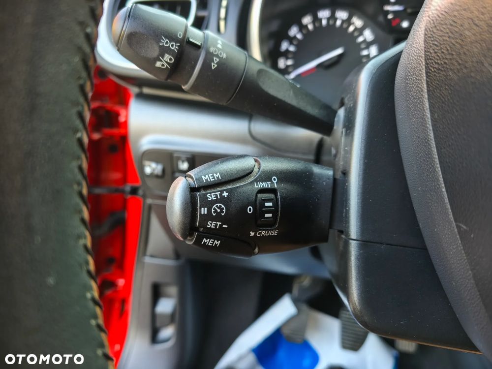Citroën C3 1.2 PureTech Exclusive - 17