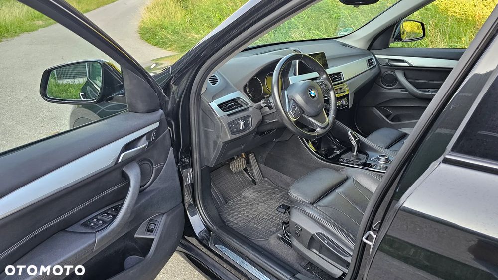 BMW X1 xDrive20i GPF Sport Line sport - 16