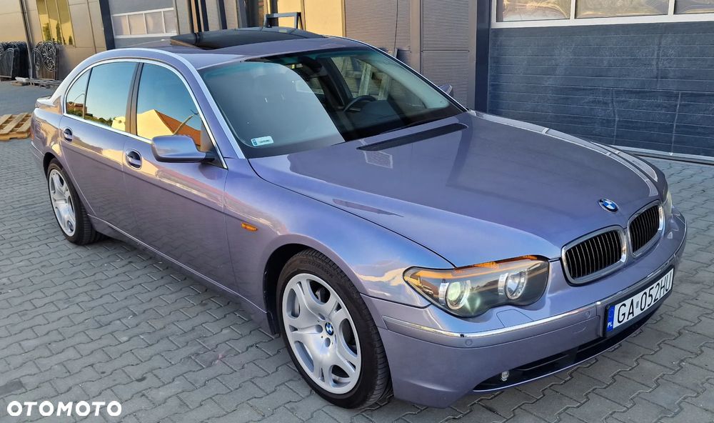 BMW Seria 7 745i L - 10