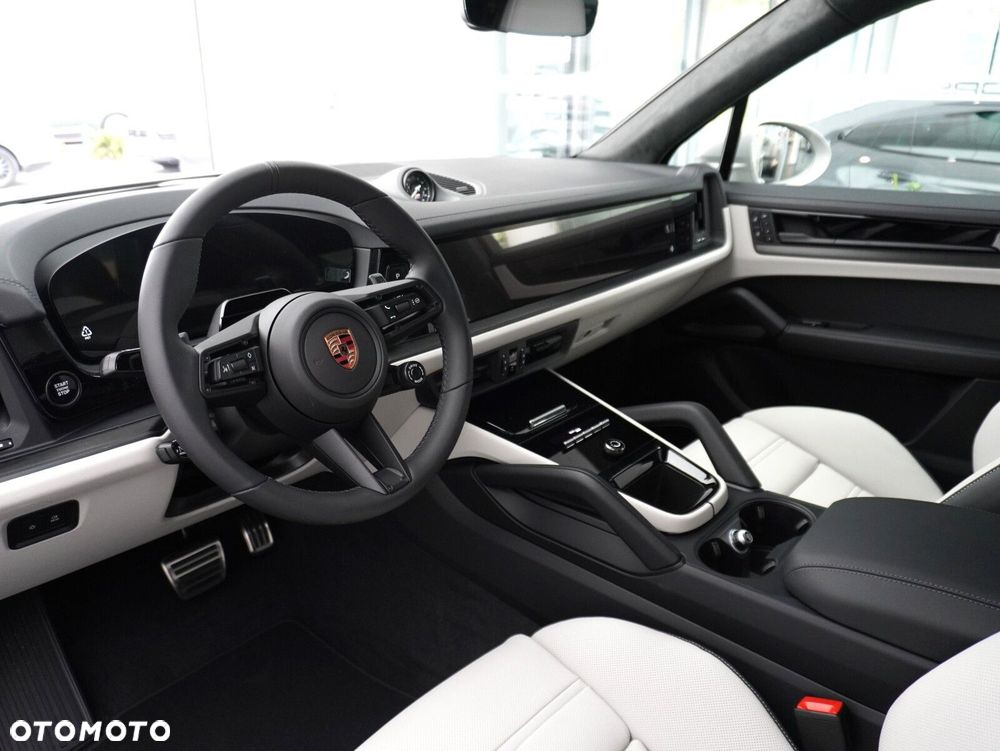 Porsche Cayenne GTS - 30