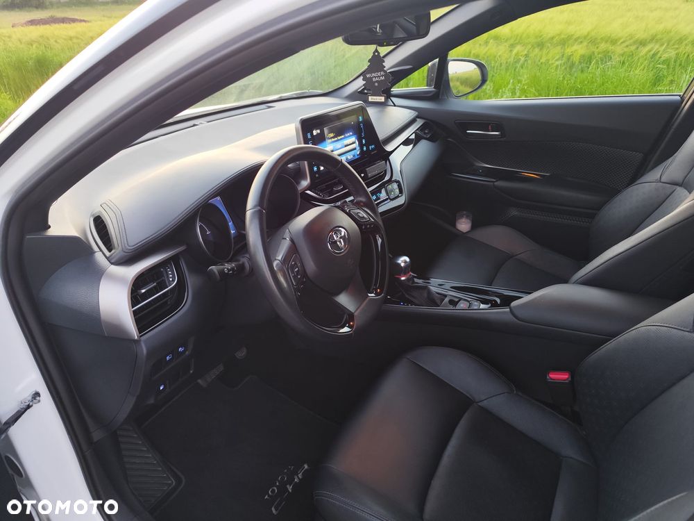 Toyota C-HR - 10