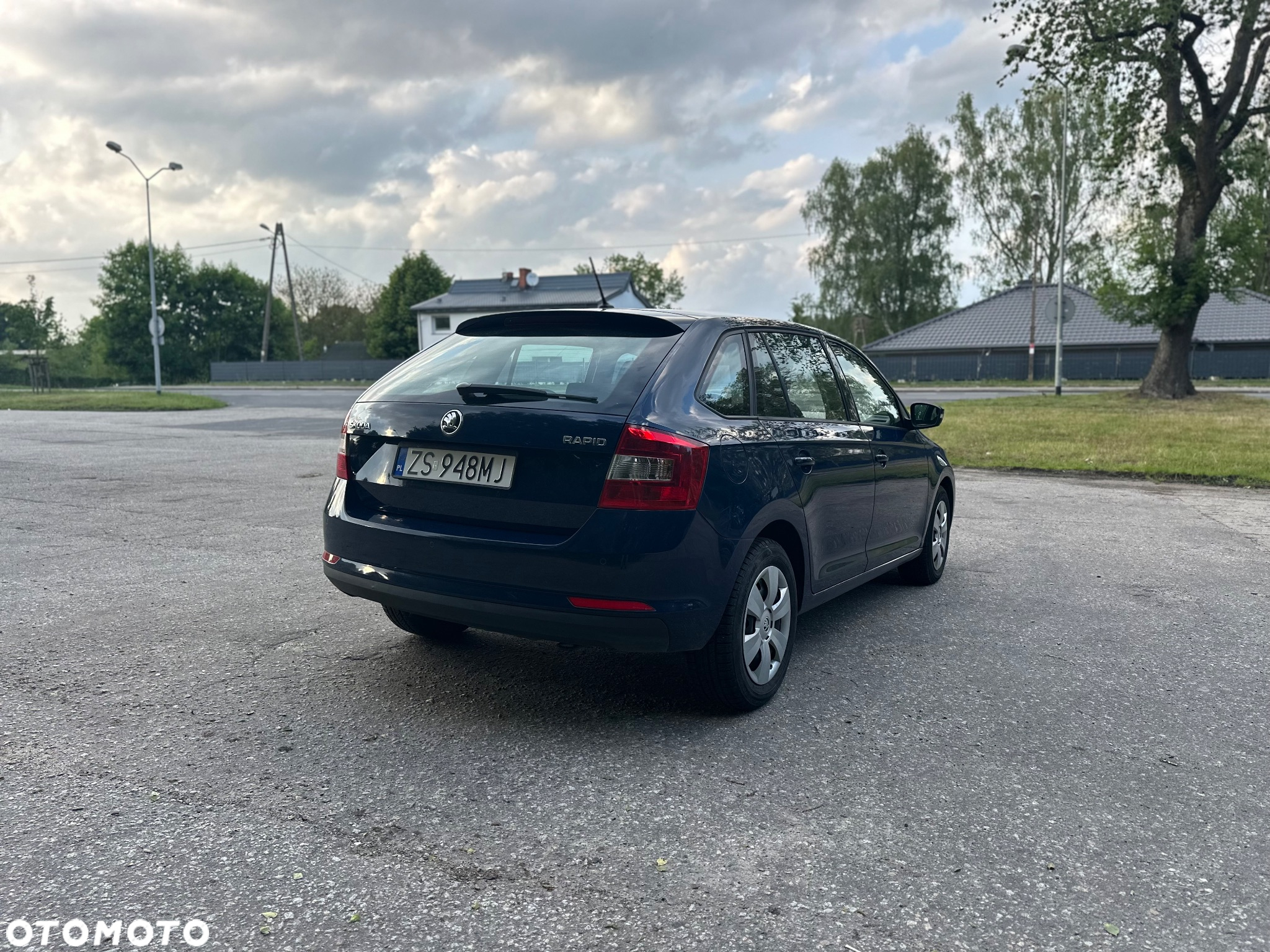 Skoda RAPID 1.2 TSI Style - 6