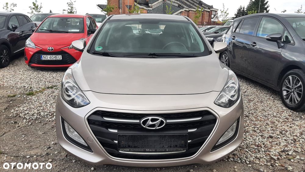 Hyundai i30 blue 1.6 CRDi Classic - 7