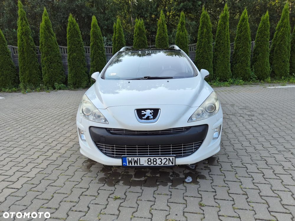 Peugeot 308 - 8