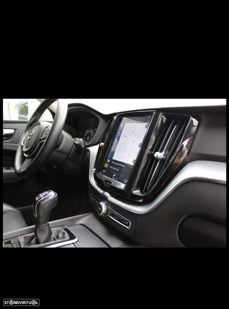 Volvo XC 60 2.0 D3 Momentum Plus - 2