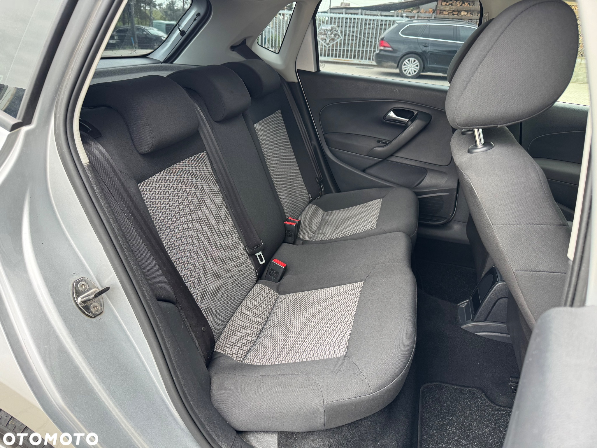 Volkswagen Polo 1.2 Style - 18