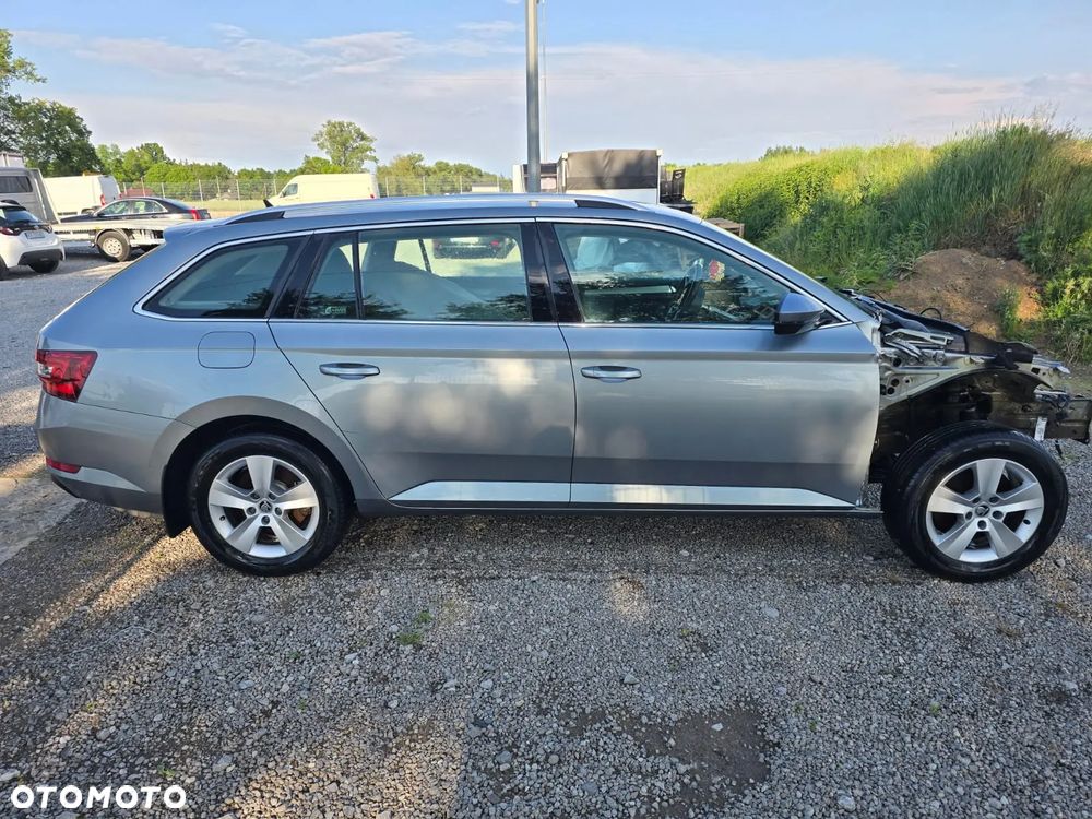 Skoda Superb 1.4 TSI 4x4 ACT Ambition - 4