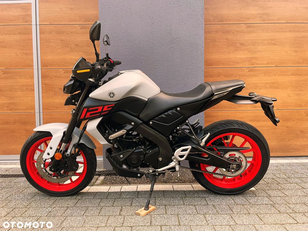 Yamaha MT - 5