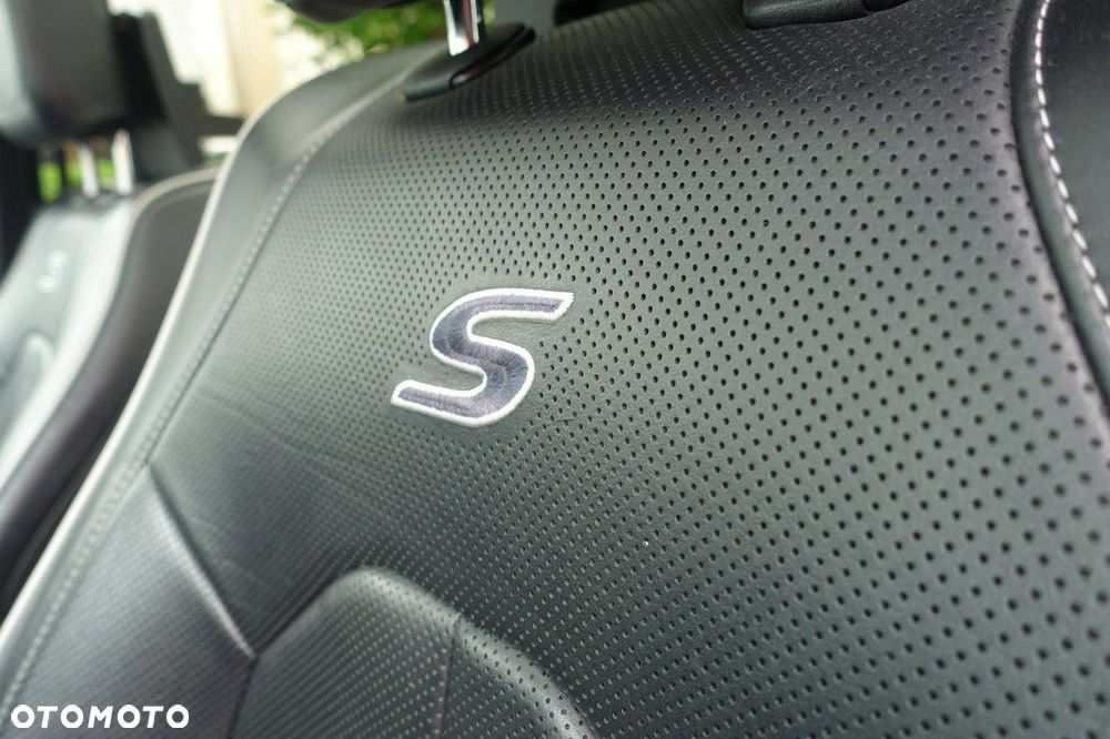 Chrysler Pacifica - 15