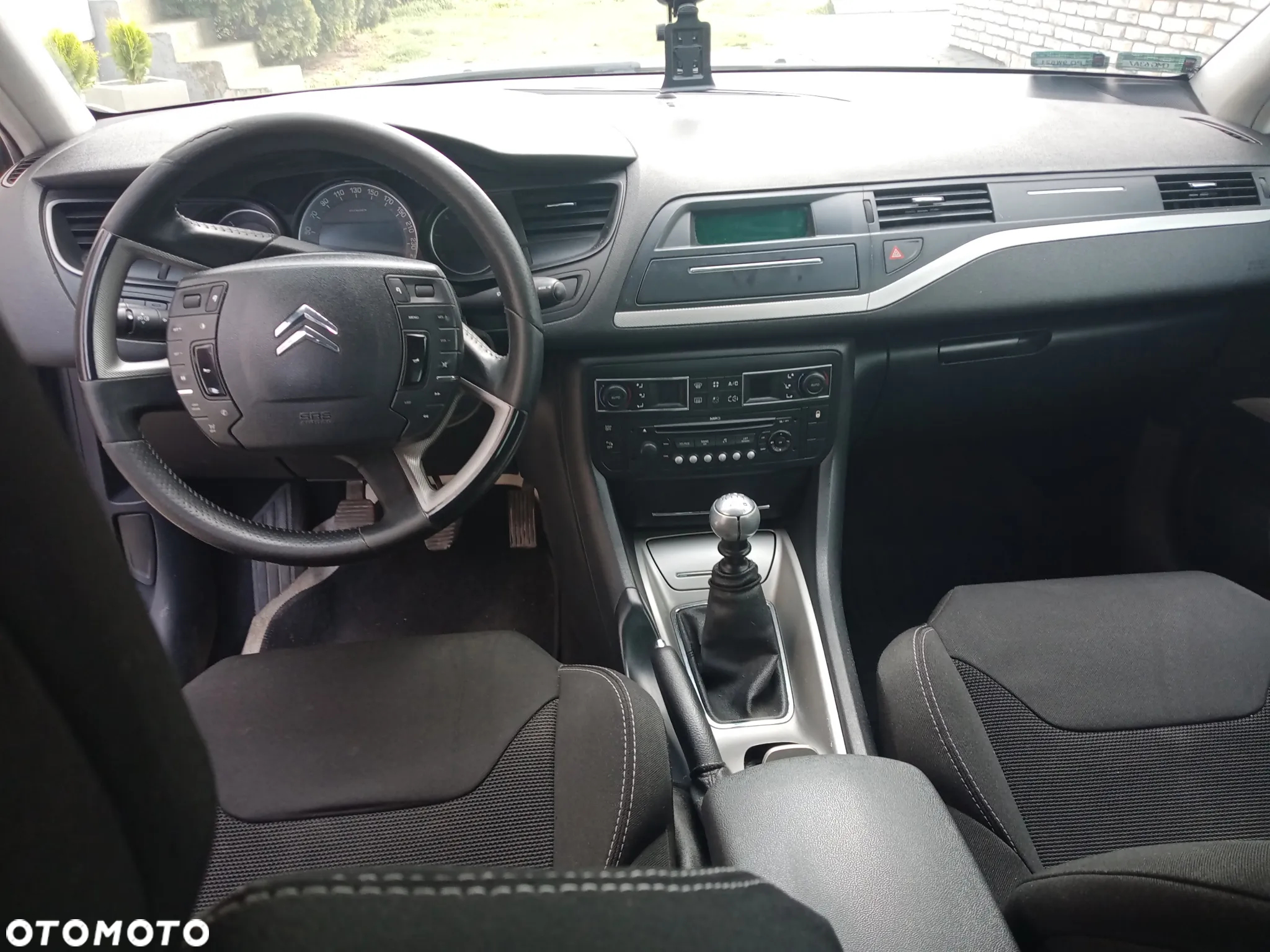 Citroën C5 2.0 HDi Confort - 6
