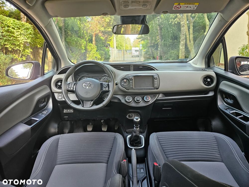 Toyota Yaris 1.5 Premium - 2