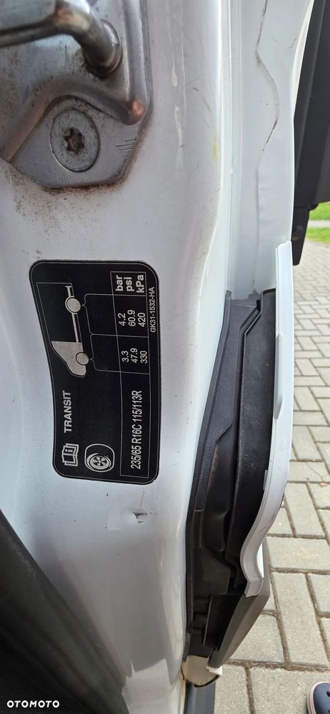 Ford Transit - 17
