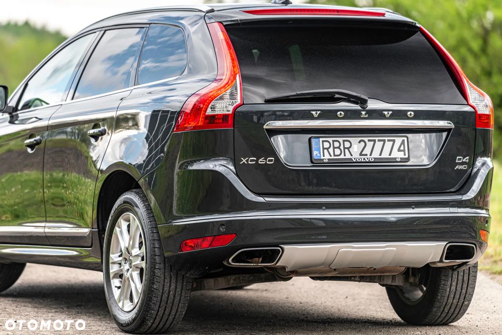 Volvo XC 60 D4 AWD Geartronic Summum - 6