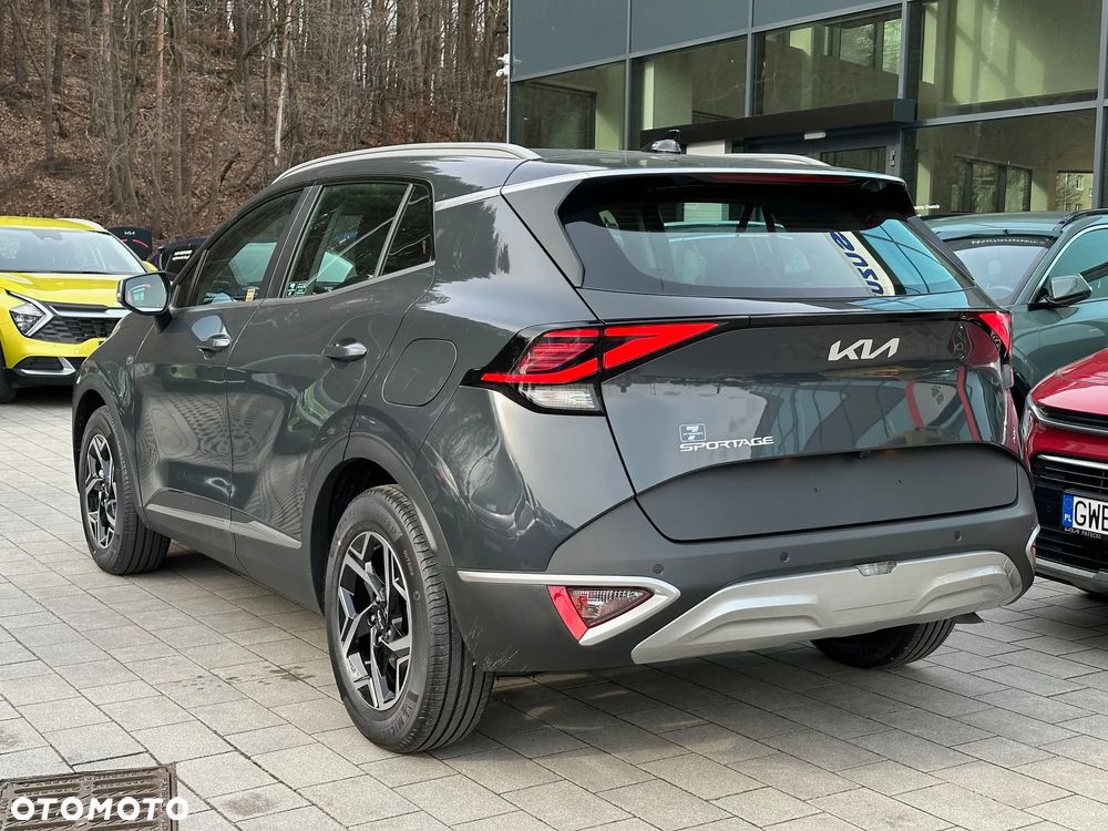 Kia Sportage 1.6 T-GDI M 2WD - 10