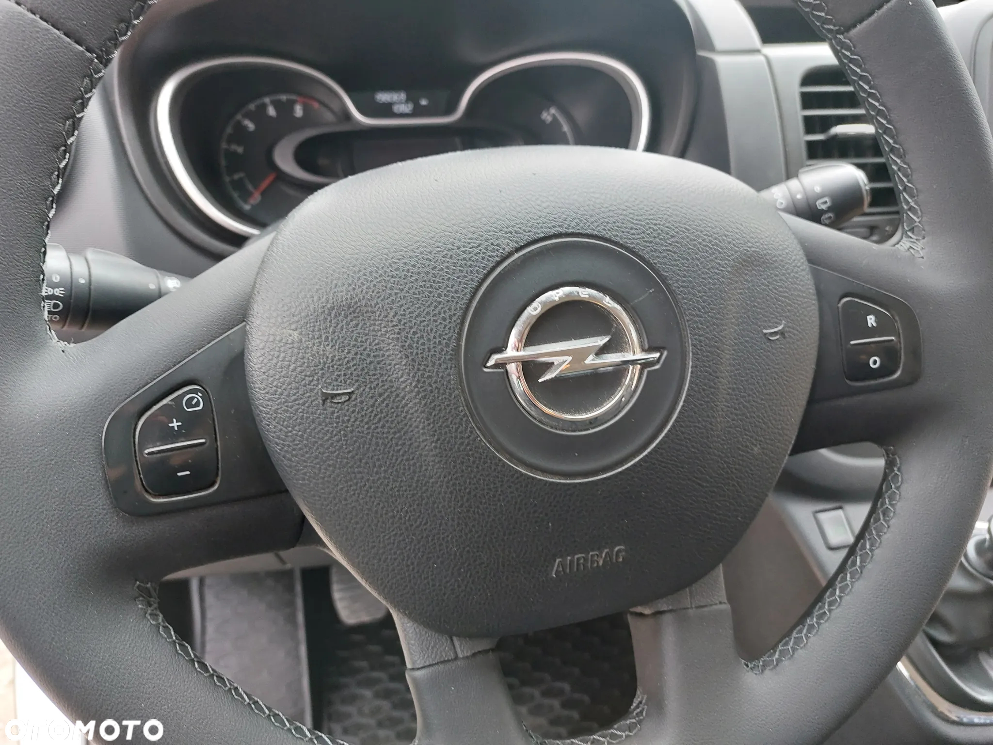Opel Vivaro Tourer 1.6 CDTI L2 - 16