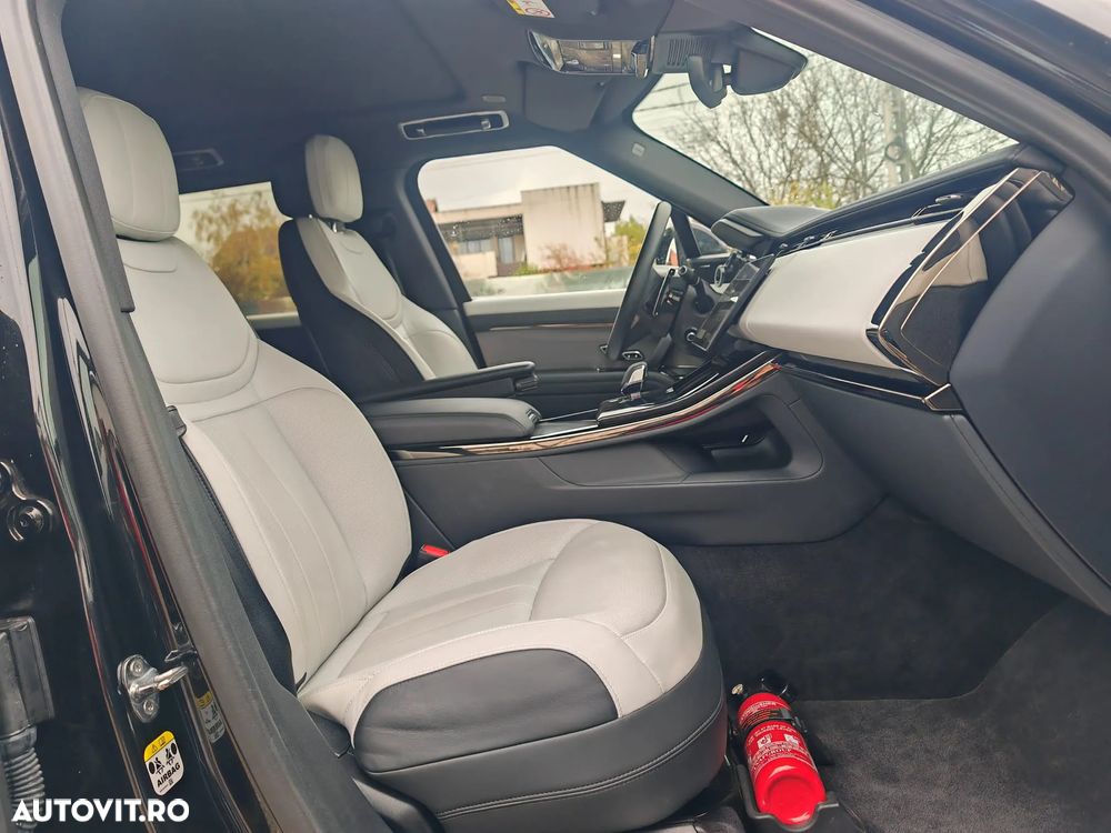 Land Rover Range Rover Sport 3.0 I6 D250 MHEV Dynamic SE - 22