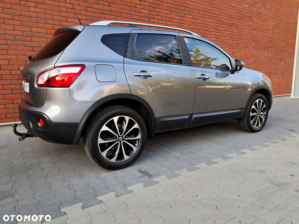 Nissan Qashqai 2.0 360 - 5