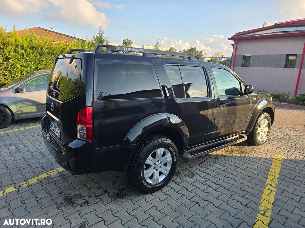 Nissan Pathfinder 2.5 dCi Aut SE - 3