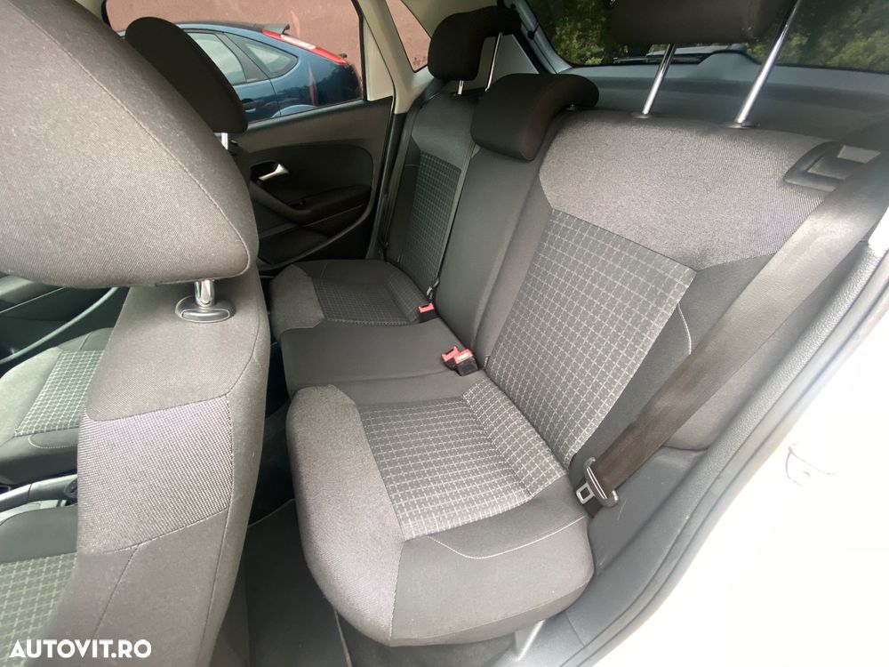Volkswagen Polo - 22
