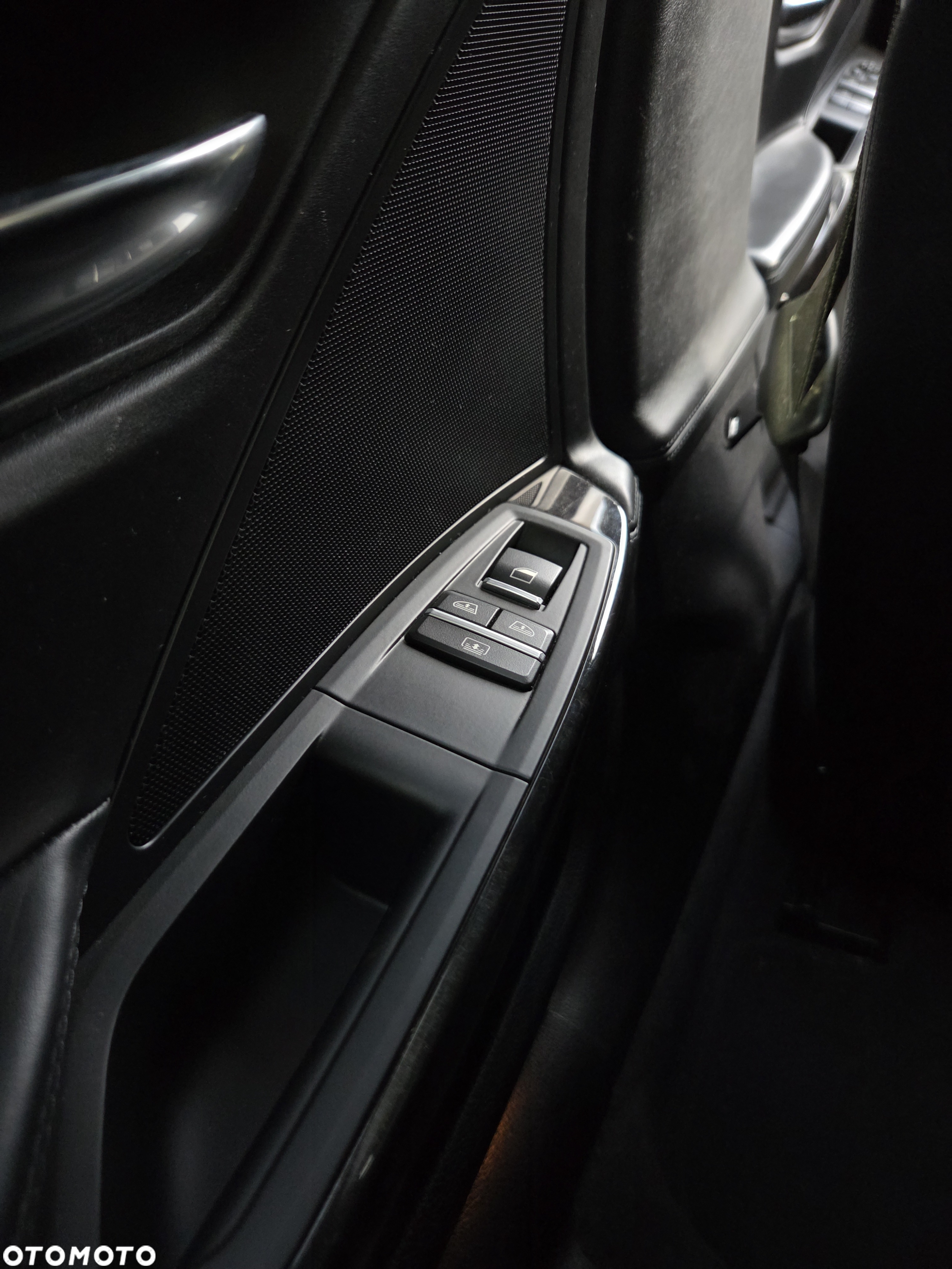 BMW Seria 6 650i xDrive - 28