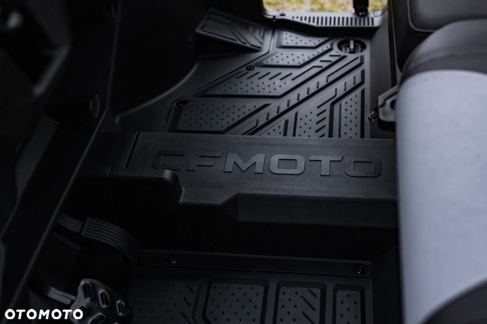 CFMoto UForce - 33