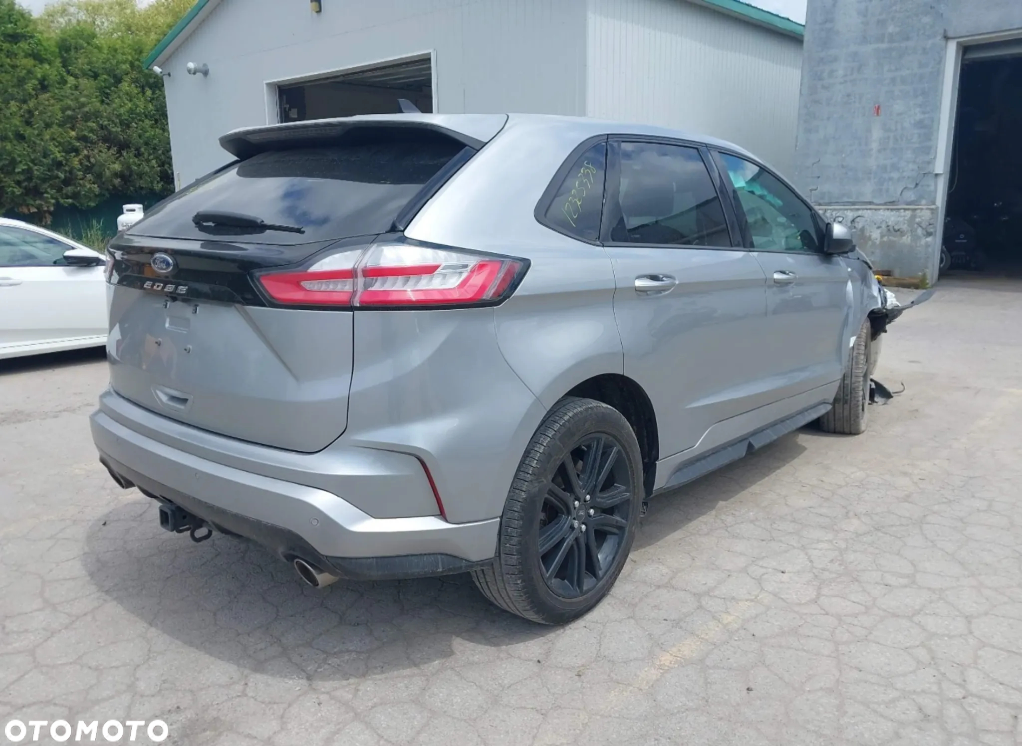 Ford Edge - 3