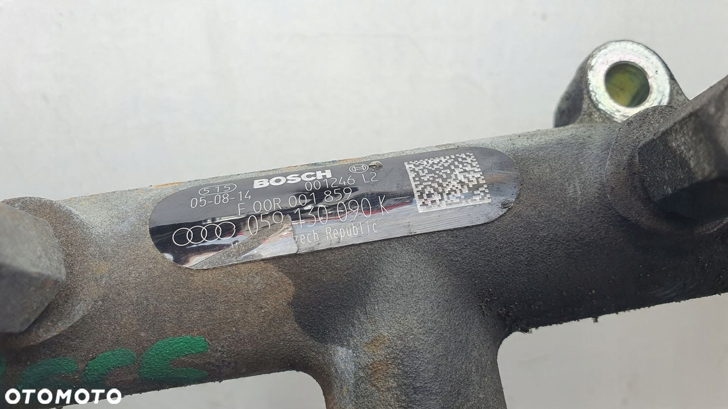 Audi A6 C6 4F0 04- 2.7 TDI BPP listwa wtryskowa czujnik ciśnienia paliwa - 3