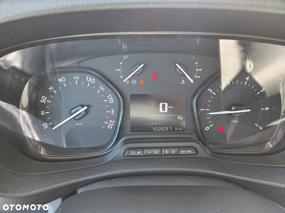 Peugeot EXPERT - 2