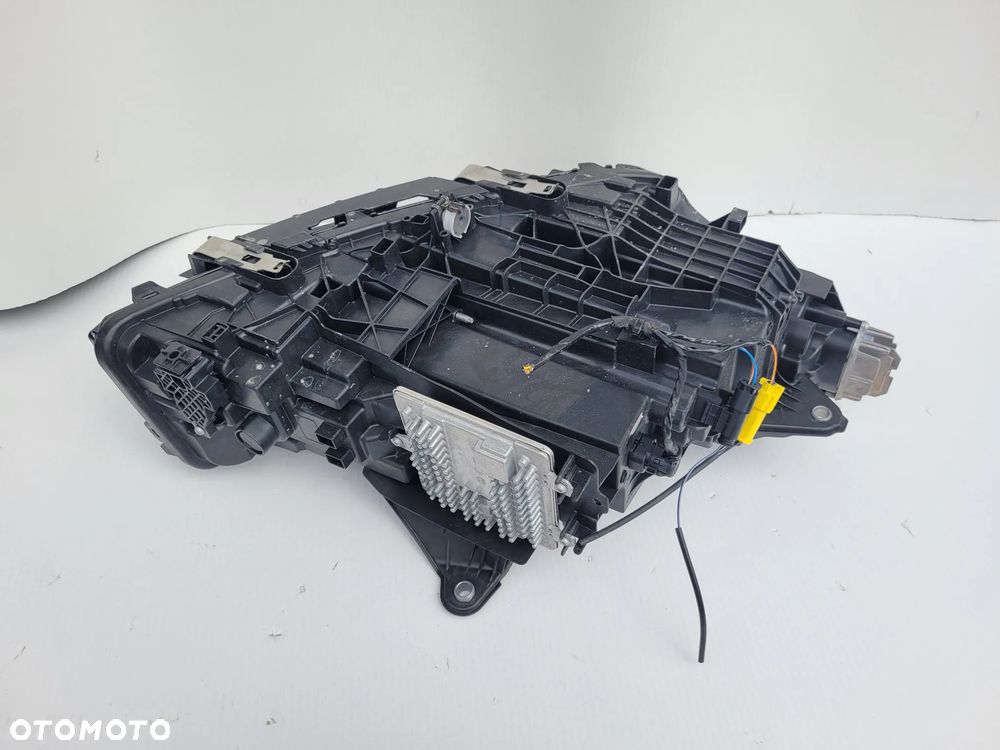 BMW U06 ACTIVE TOURER- LAMPA LAMPY PRZEDNIE PRZÓD - 7