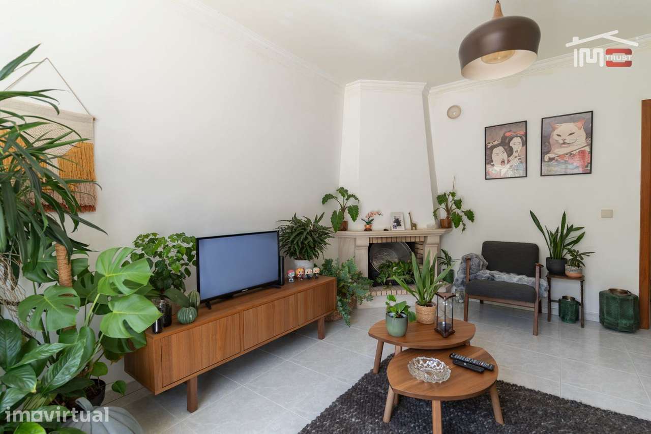 Excelente Apartamento T1 com terraço e garagem em Nazaré - Grande imagem: 4/20