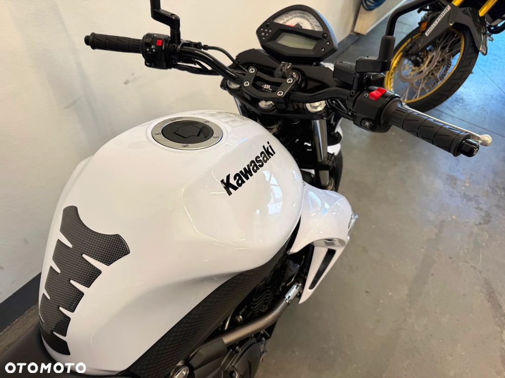 Kawasaki ER - 30