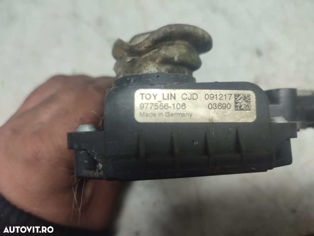 Motoras macara geam dreapta fata 977556106 Toyota Avensis 3 T27  [din - 3