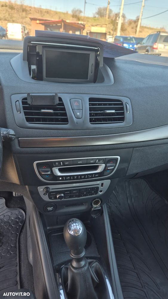 Renault Megane ENERGY dCi 110 Start & Stop LIMITED - 14