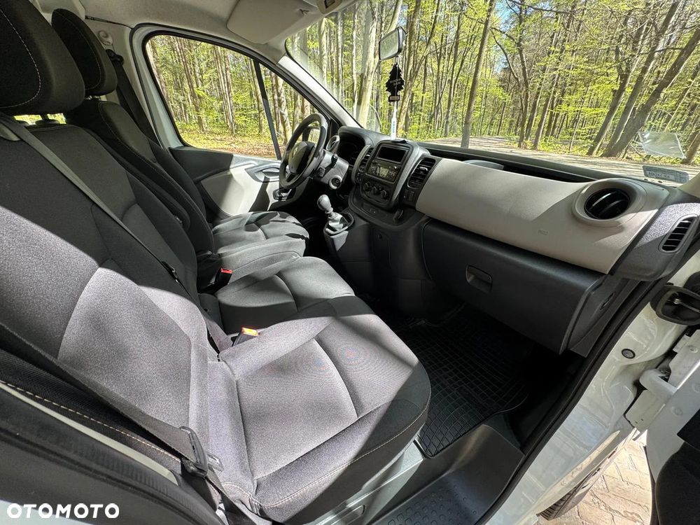 Renault Trafic - 14