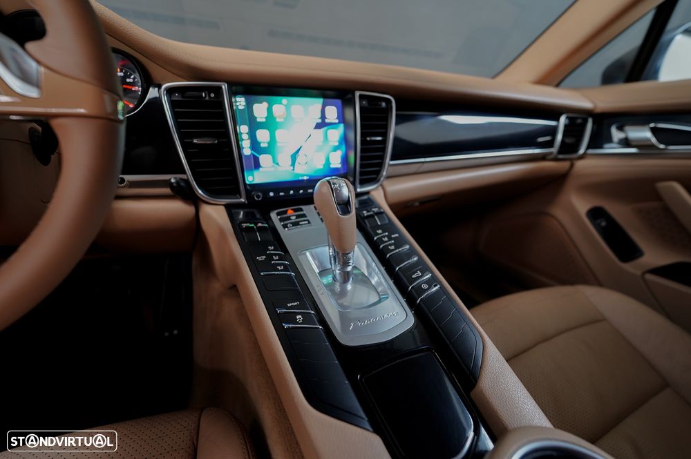 Porsche Panamera 4 PDK - 10