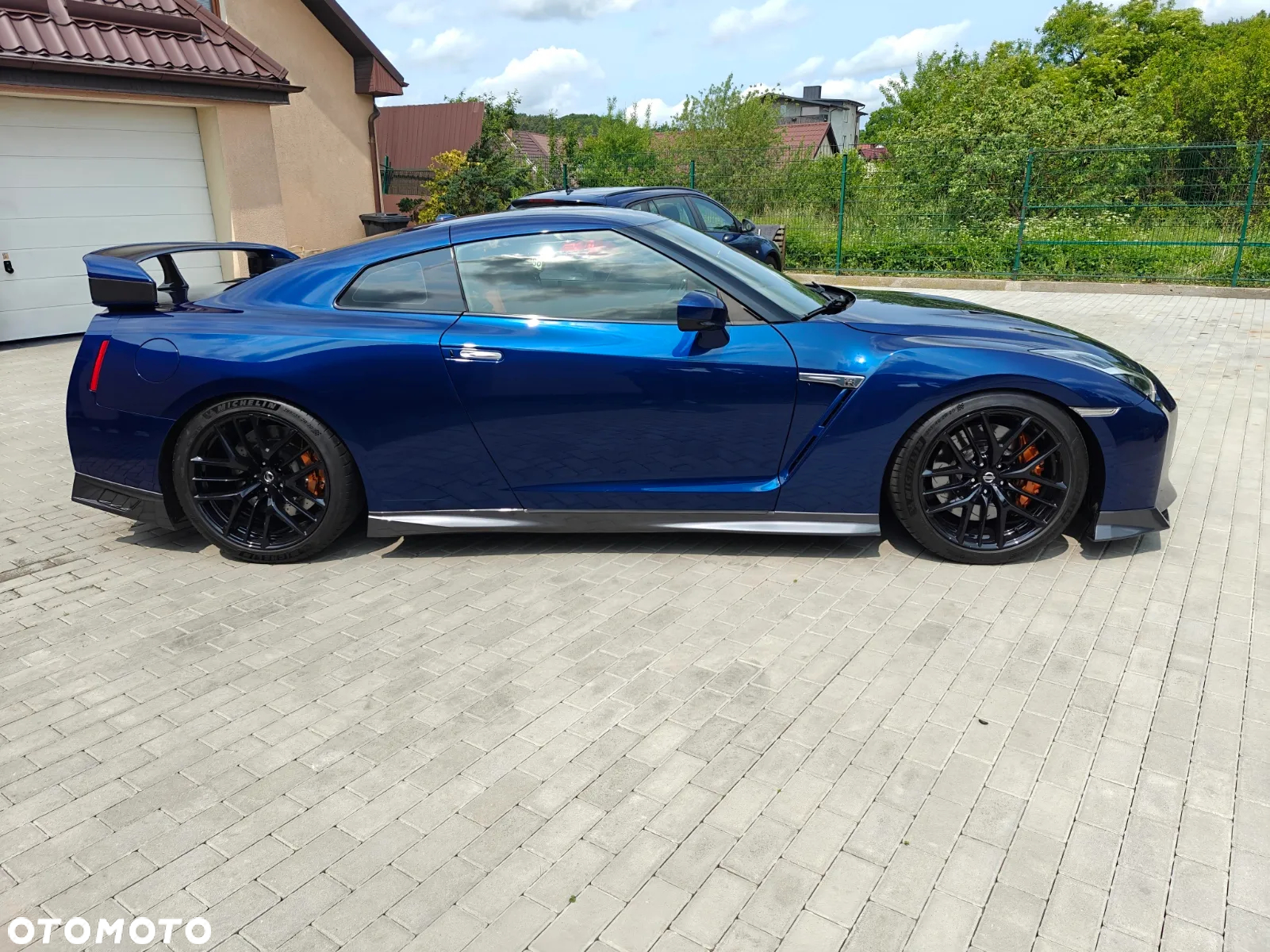 Nissan GT-R Prestige Edition - 6