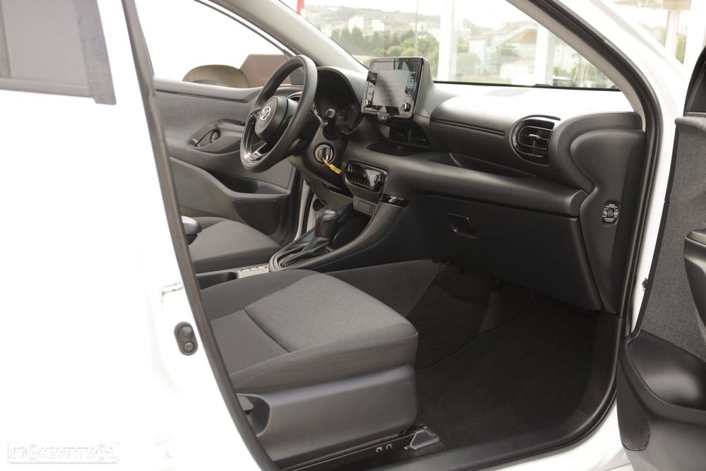 Toyota Yaris 1.5 HDF Comfort - 17