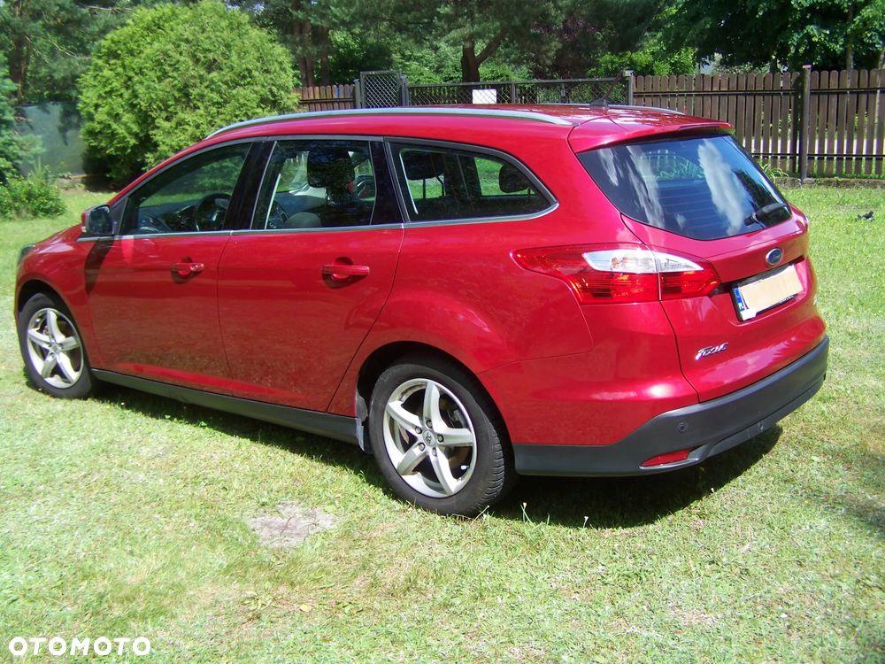 Ford Focus 1.6 TI-VCT SYNC Edition - 5