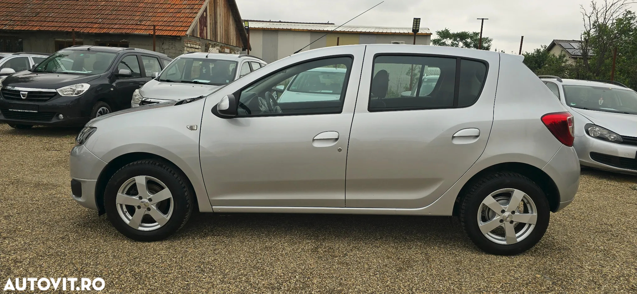 Dacia Sandero 1.2 75CP Laureate - 19