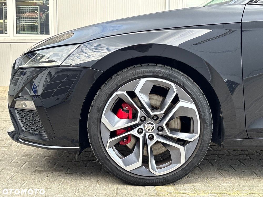Skoda Octavia 2.0 TSI RS DSG - 36